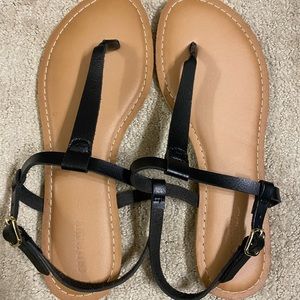 Old Navy women’s sandals
